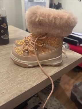 Kelly & Katie Glitter Faux-Fur Pink Kids Winter Boots